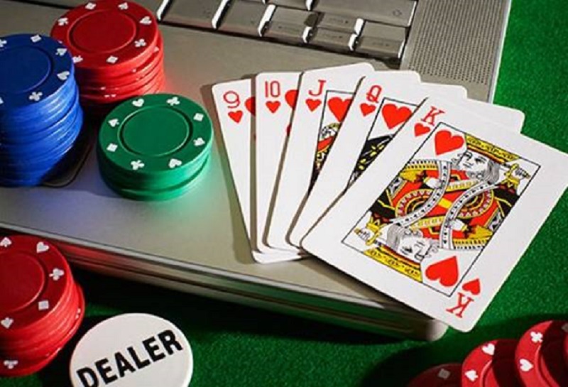 Pros and Cons of Online Casino Games