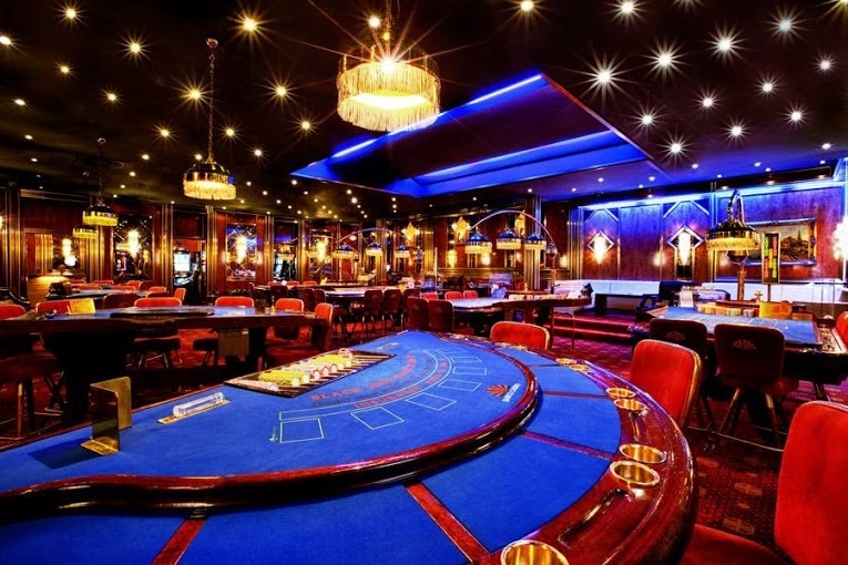 Make Money and Get Entertained By the Best of Casinos