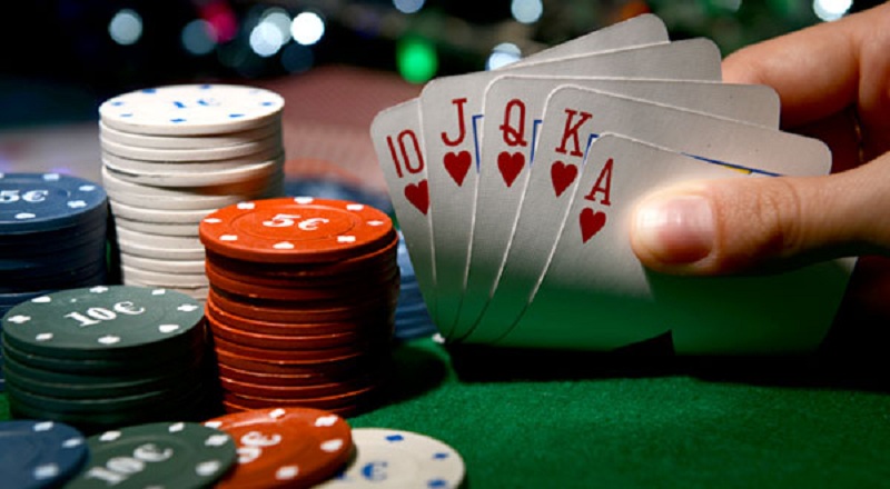 The strategies used in an online poker play