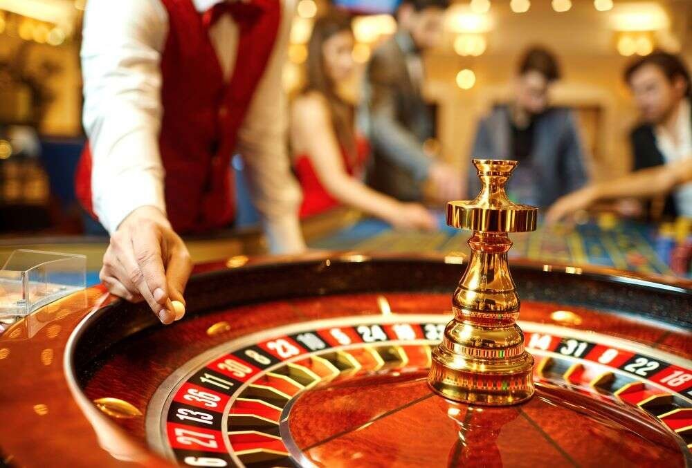 Mathematics of Baccarat: How to Win at the Casino