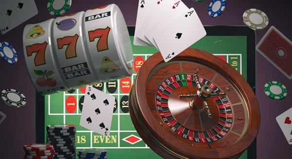 How does Baccarat compare with different Casino Table Games?