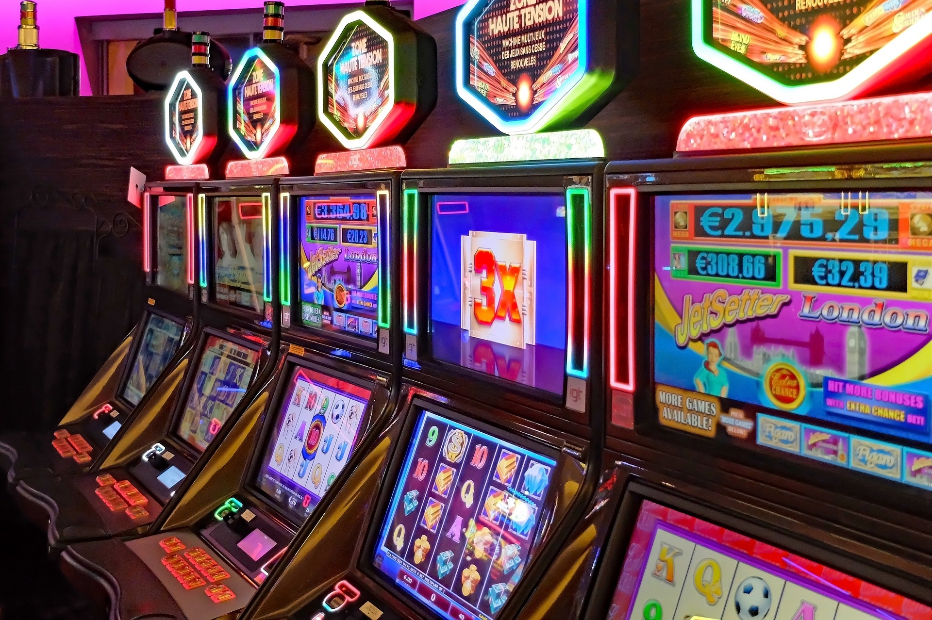 Ways To Play Safely While You Enjoy Slot Games